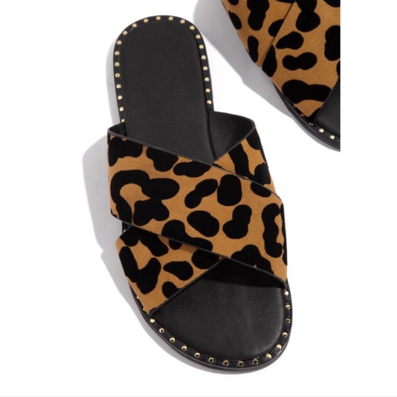 NEW Gigi Leopard Sandal - Picture 3 of 5